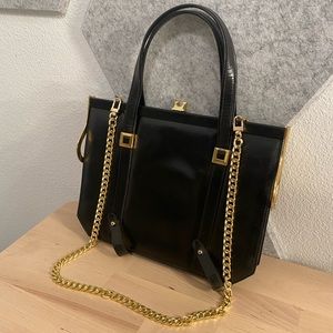 Vintage La Belle Montreal Accordion Leather Purse with added chain